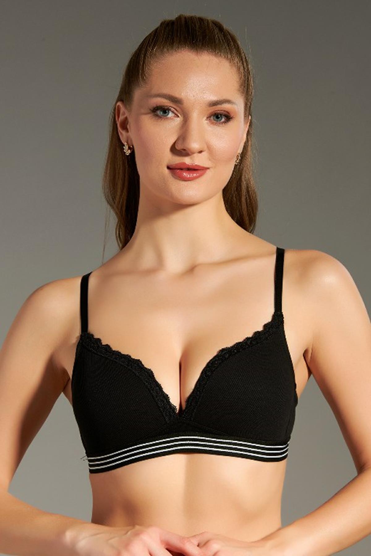 8132 - Desteksiz First Bra Sütyen - A